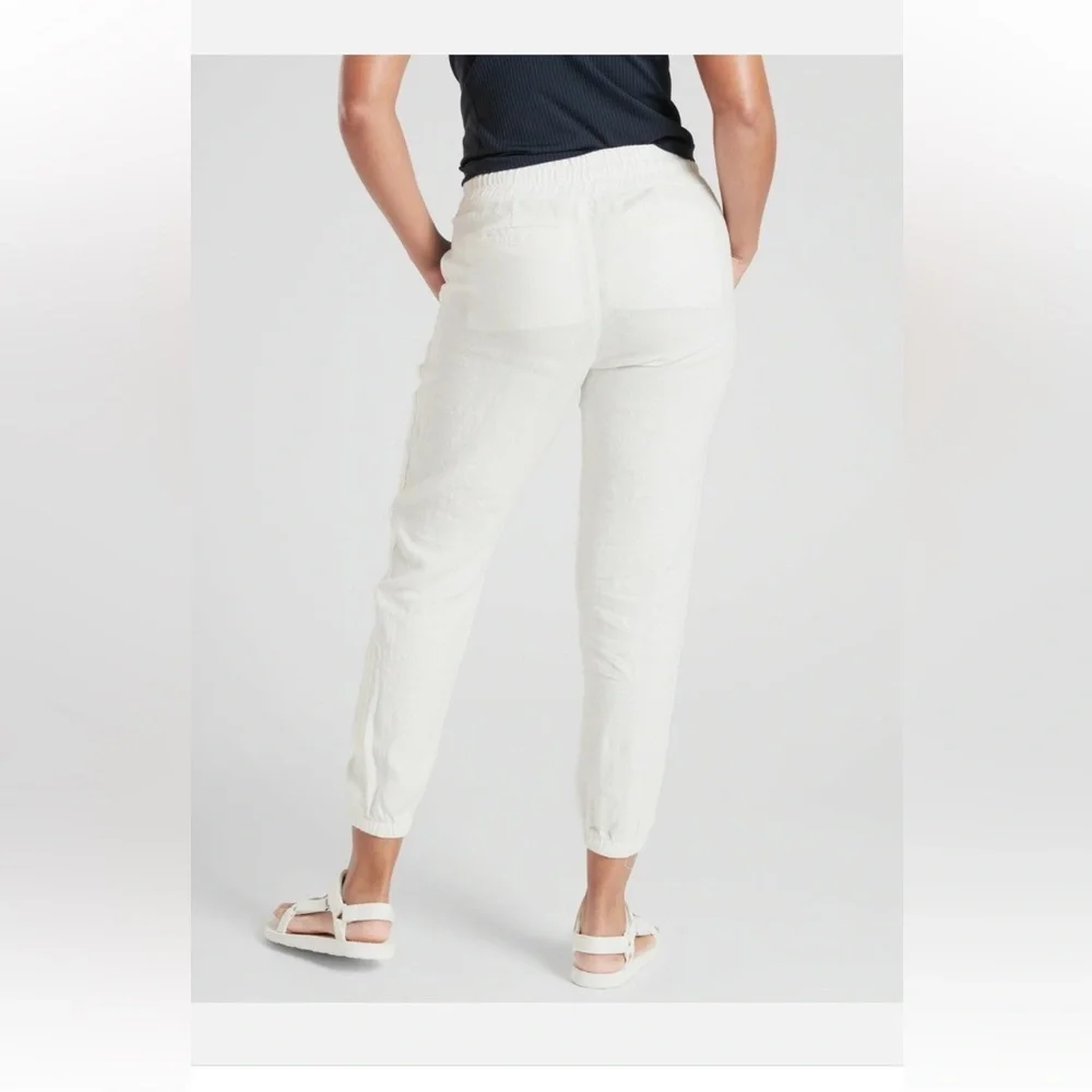 Athleta White LinenJogger Pants 💯% Linen (Tag Removed) Runs oversized